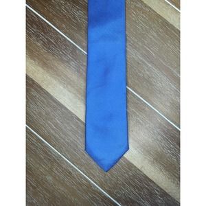 CHAPS  Blue Skinny Geometric Almost Solid SHORT